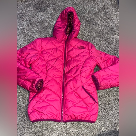 10/12 north face girls reversible winter puffer butterfly themed